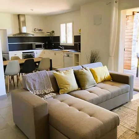 Lena 6 Pers Piscine 500 M