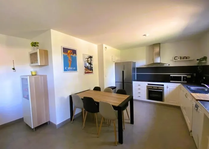 Lena 6 Pers Piscine 500 M